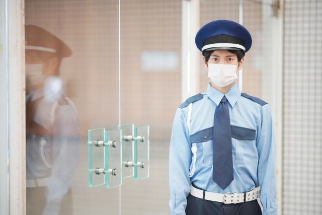 警備員の負担