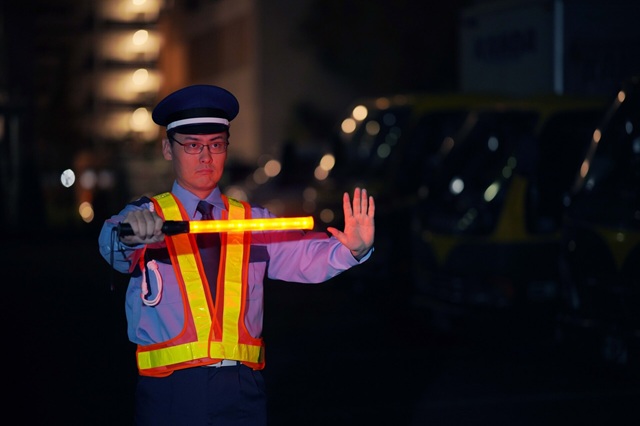 横浜の警備夜勤で実感する落ち着いた業務環境の魅力